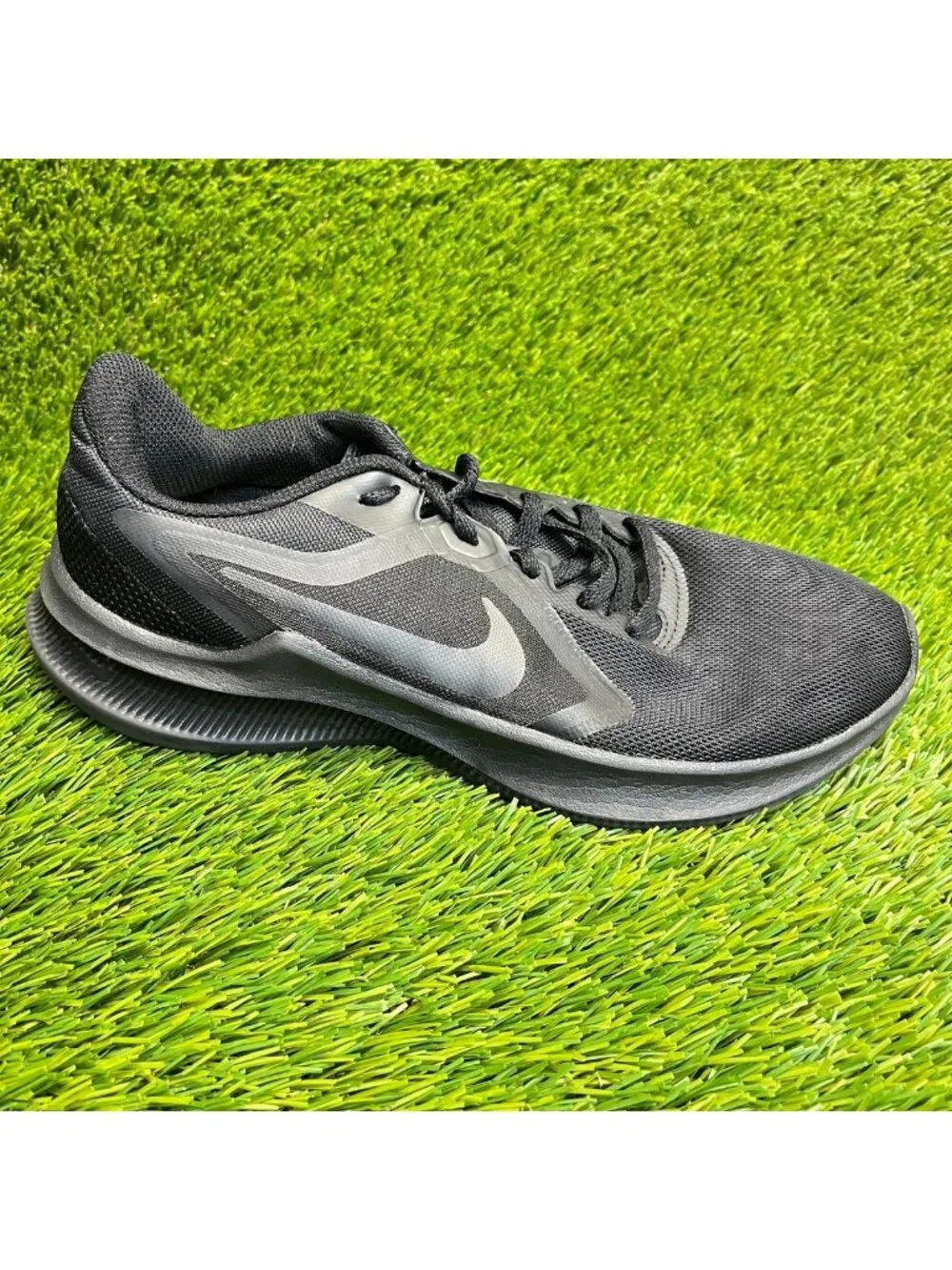 Nike Downshifter 10 Womens Size 8.5 Triple Black Athletic Running Shoes Sneakers